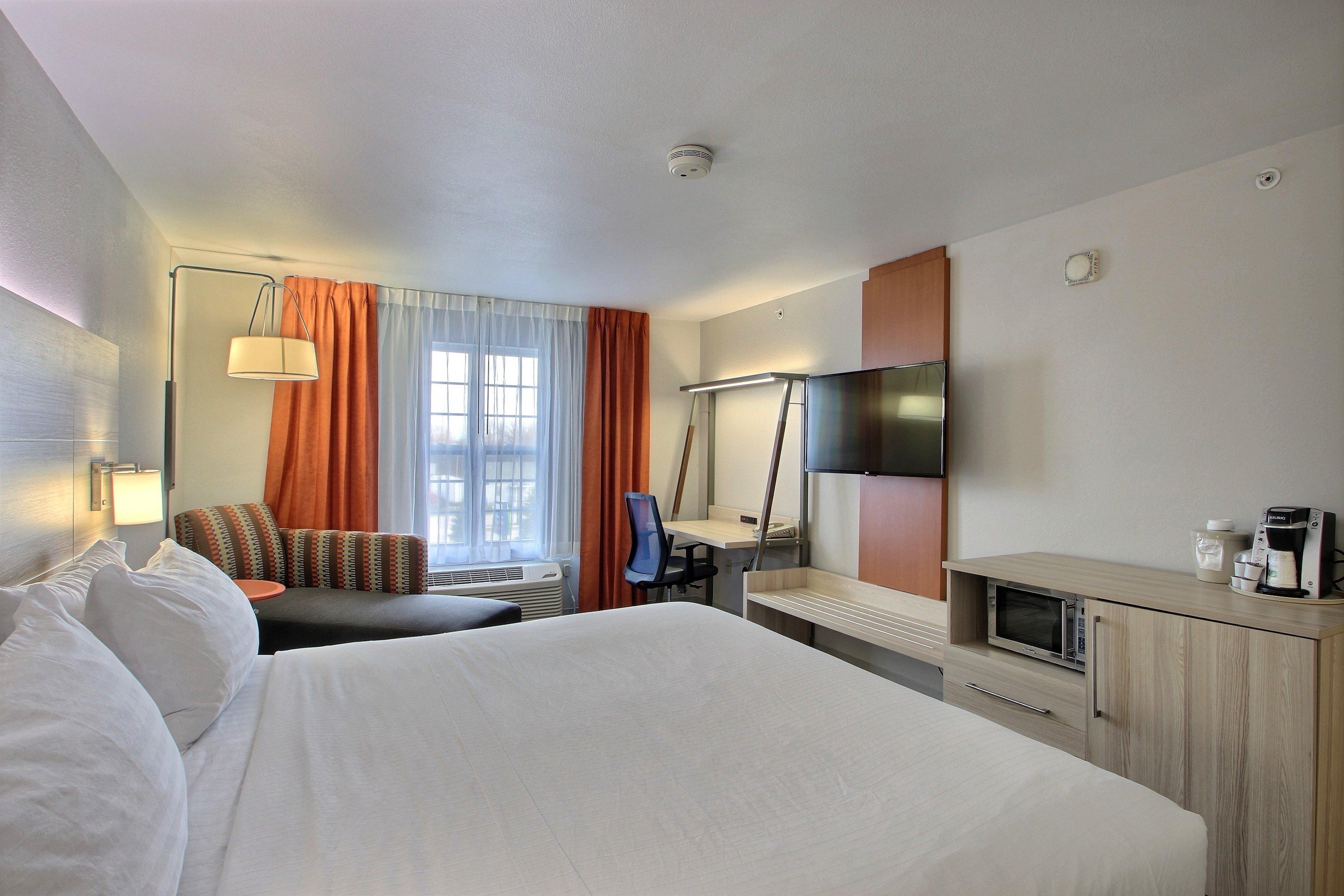 Holiday Inn Express Hotel & Suites Milwaukee Airport By Ihg Exterior foto